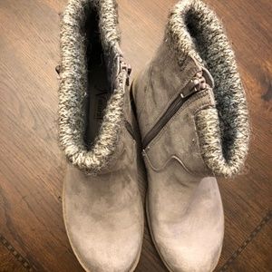 Natural Reflections boots